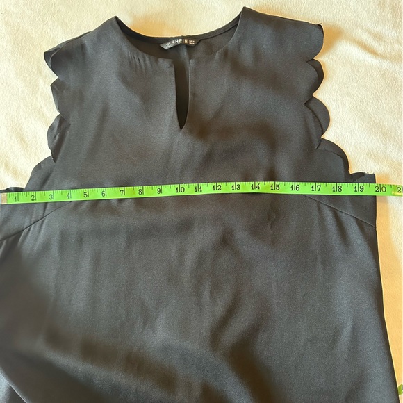SHEIN Scallop Trim Black Shift Dress Size Medium - Picture 7 of 8